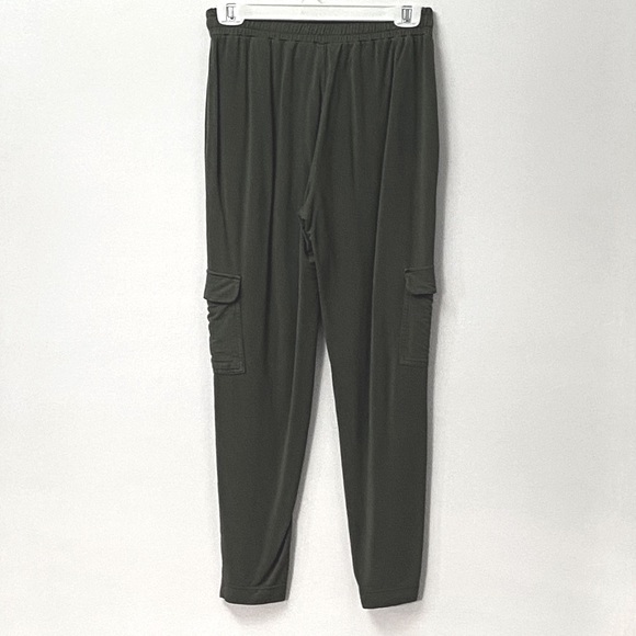 Banana Republic Cargo Jogger Pant - Picture 3 of 5